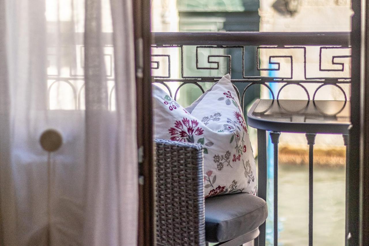 Italian Experience-Riva Degli Schiavoni Boutique Apartment Venezia Eksteriør bilde