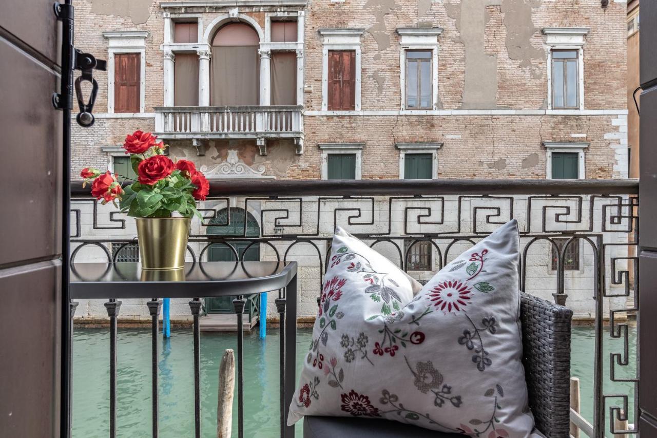 Italian Experience-Riva Degli Schiavoni Boutique Apartment Venezia Eksteriør bilde