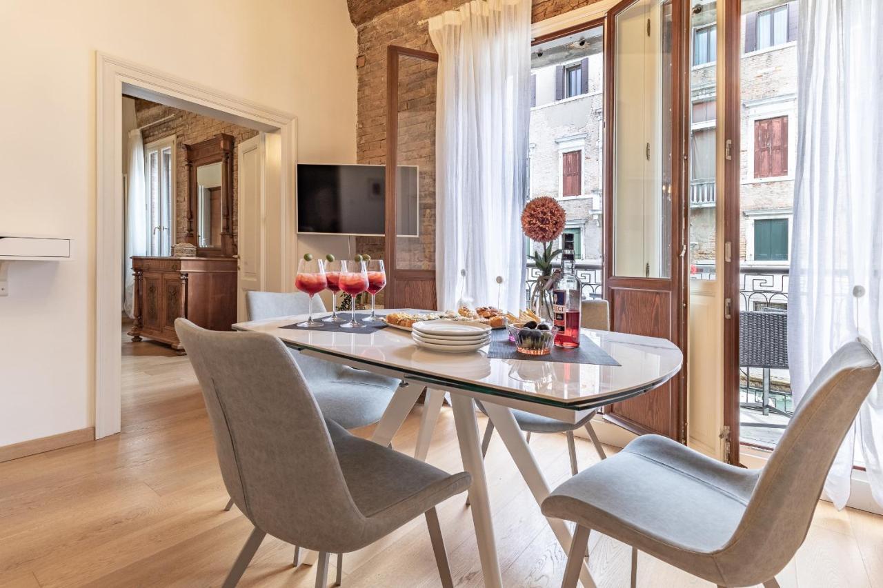 Italian Experience-Riva Degli Schiavoni Boutique Apartment Venezia Eksteriør bilde