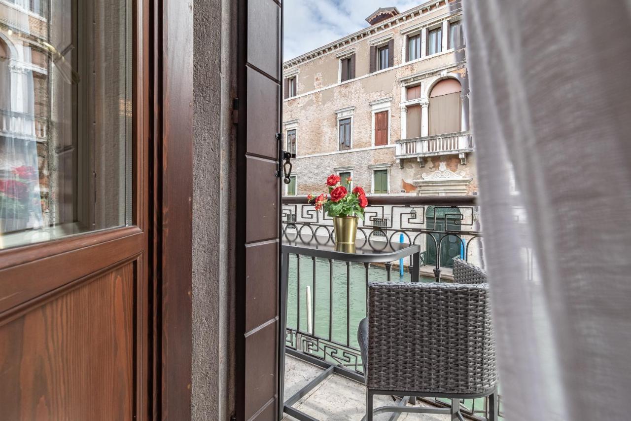 Italian Experience-Riva Degli Schiavoni Boutique Apartment Venezia Eksteriør bilde